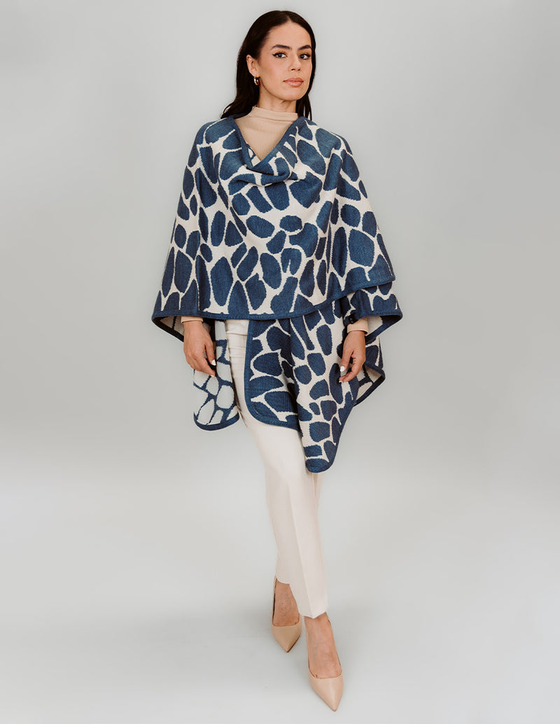 Ruana Jacquard giraffe